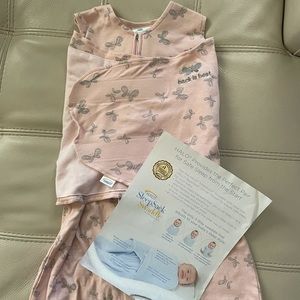Halo sleep sack. Size small. Swaddle
